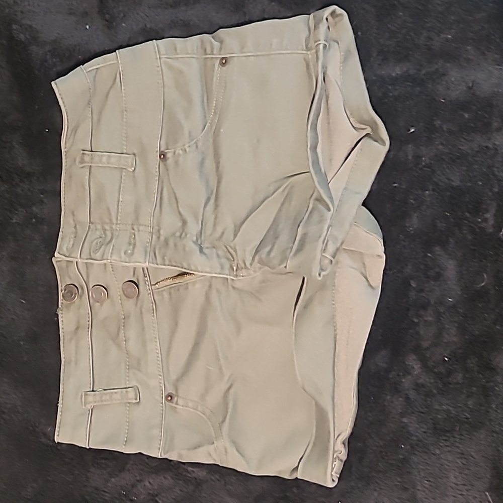 Gray high-waisted shorts